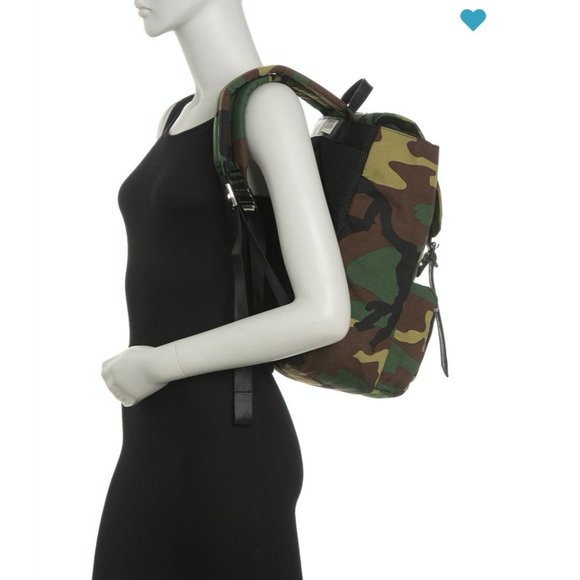 NWT Invicta Jolly Camo Print Backpack